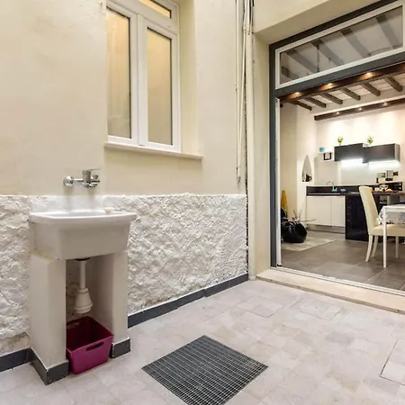 شقة Modern House + 2 Free Bikes, Historical Center Of *